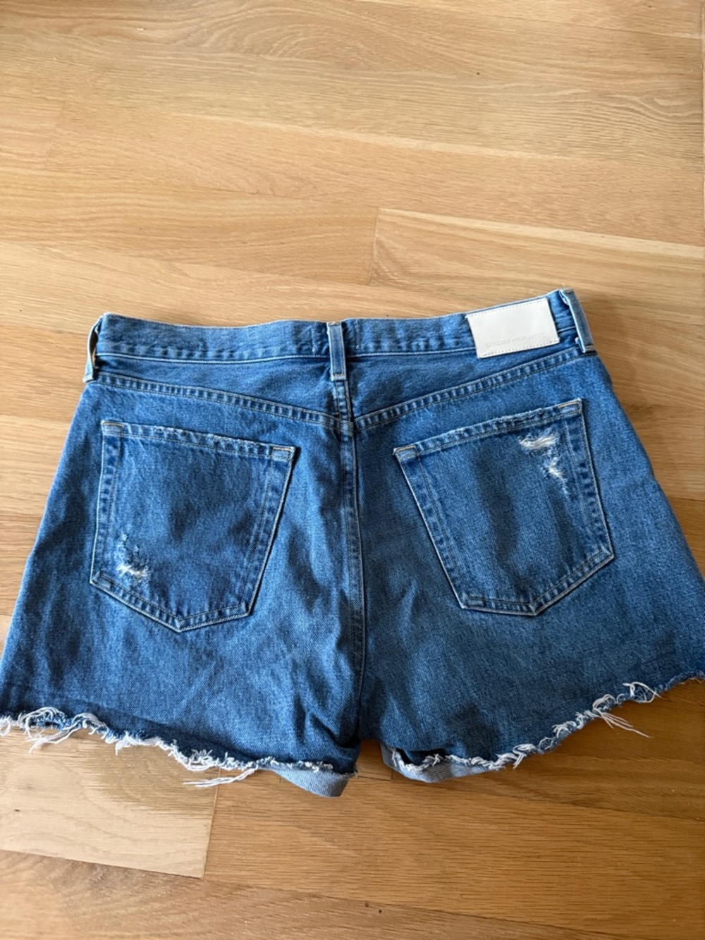 Citizens Of Humanity Dark Blue Distressed Denim Shorts - Picture 2 of 3